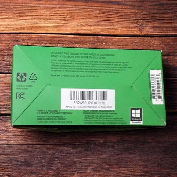 NEW In Box!! Razer DEATHADDER ESSENTIAL Wired Optical Gaming Mouse - WHITE - Picture 8 of 8